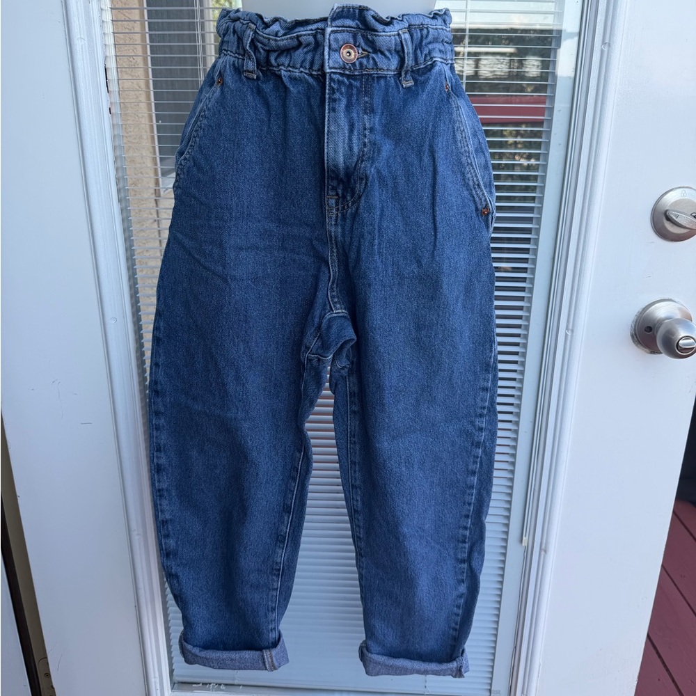 Zara High-Waisted Blue Jeans